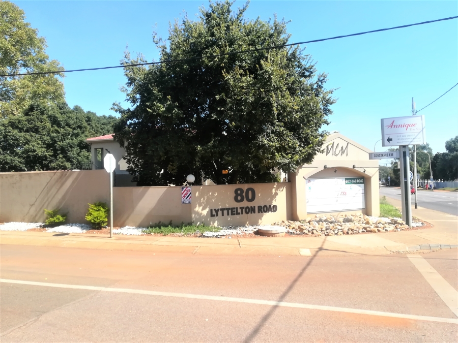 To Let Commercial Property for Rent in Clubview Gauteng