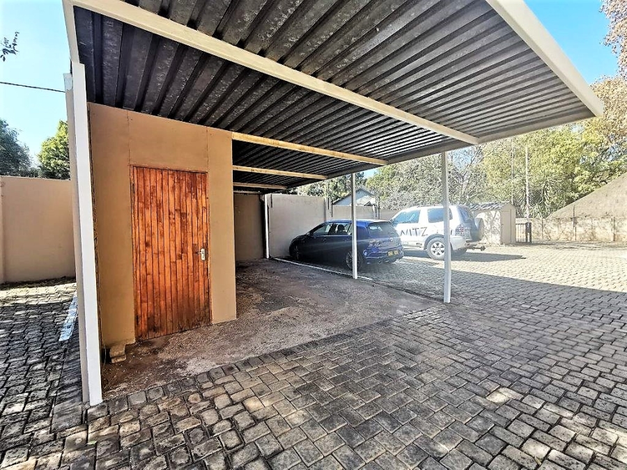To Let Commercial Property for Rent in Clubview Gauteng