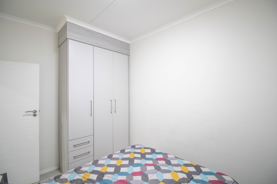 2 Bedroom Property for Sale in Erand Gardens Gauteng