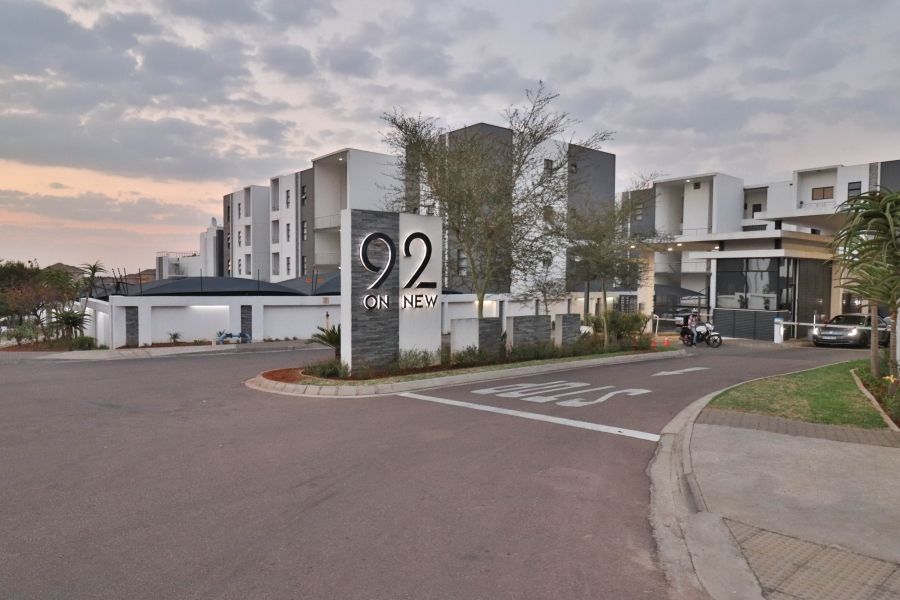 2 Bedroom Property for Sale in Erand Gardens Gauteng