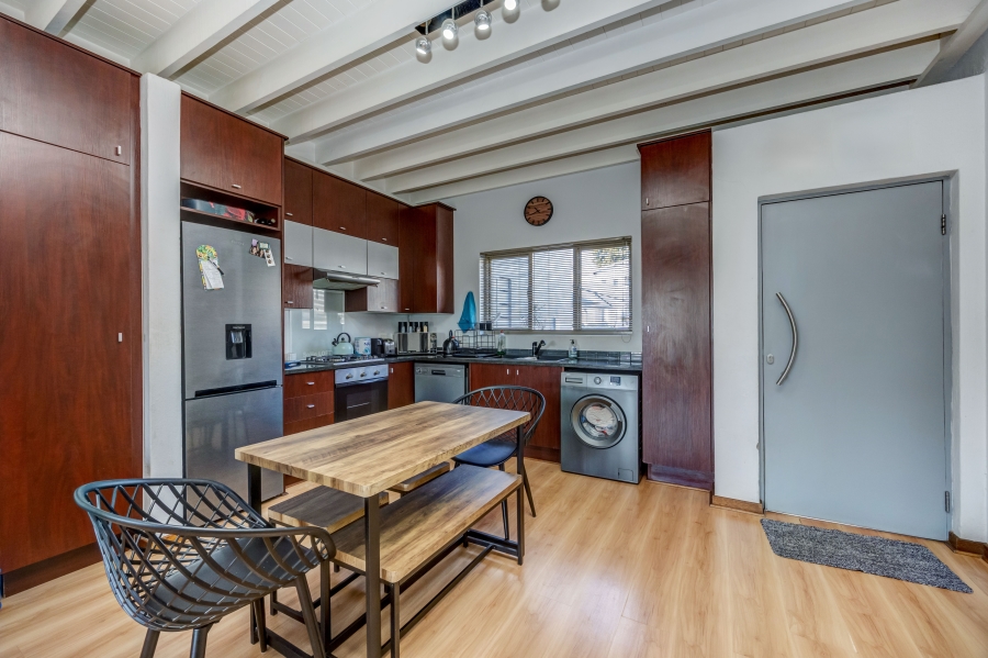 2 Bedroom Property for Sale in Broadacres Gauteng