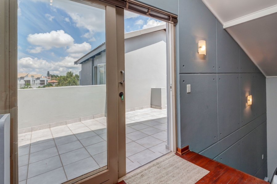 2 Bedroom Property for Sale in Broadacres Gauteng