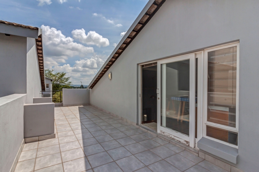 2 Bedroom Property for Sale in Broadacres Gauteng