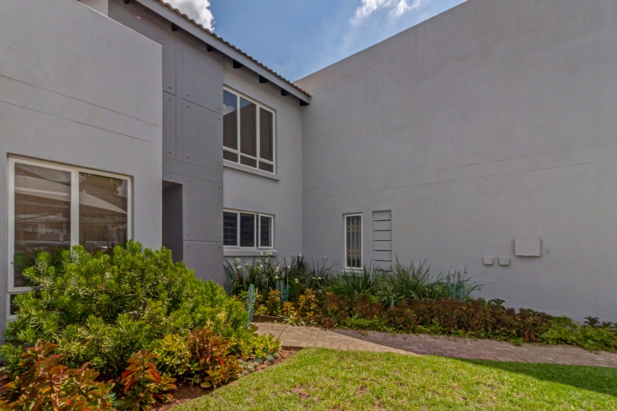 2 Bedroom Property for Sale in Broadacres Gauteng