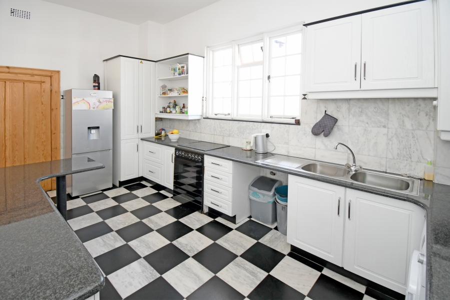 2 Bedroom Property for Sale in Killarney Gauteng