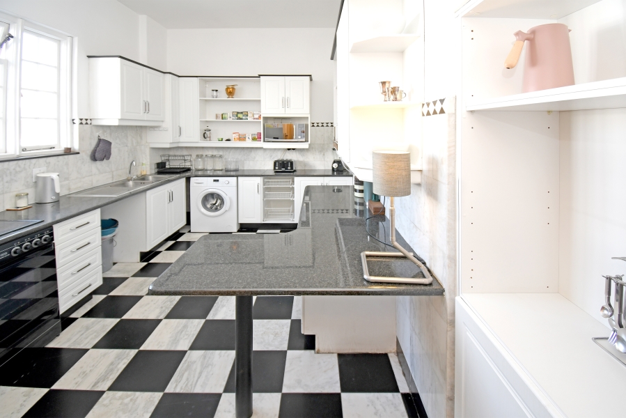 2 Bedroom Property for Sale in Killarney Gauteng