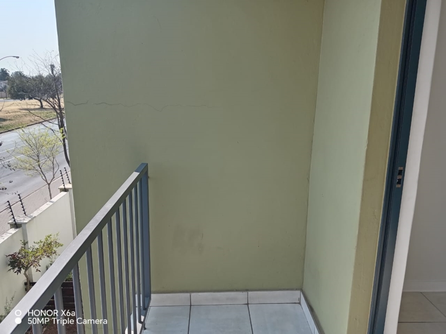 To Let 2 Bedroom Property for Rent in Witfield Gauteng