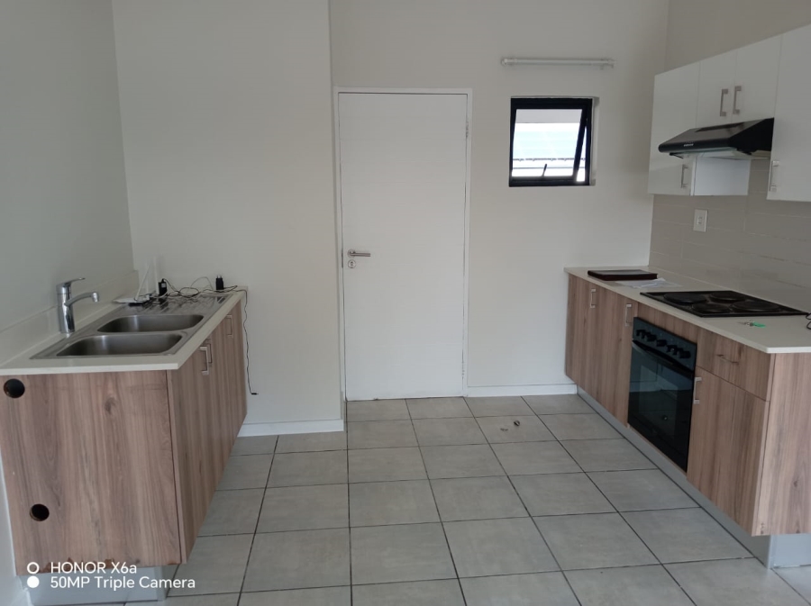 To Let 2 Bedroom Property for Rent in Witfield Gauteng