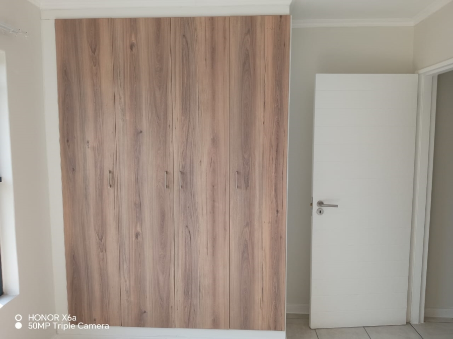 To Let 2 Bedroom Property for Rent in Witfield Gauteng