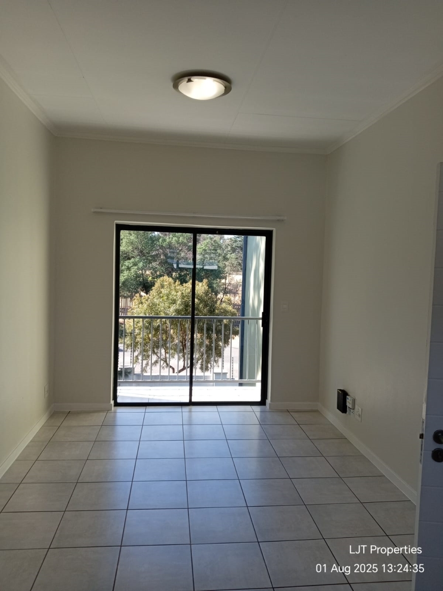 To Let 2 Bedroom Property for Rent in Witfield Gauteng