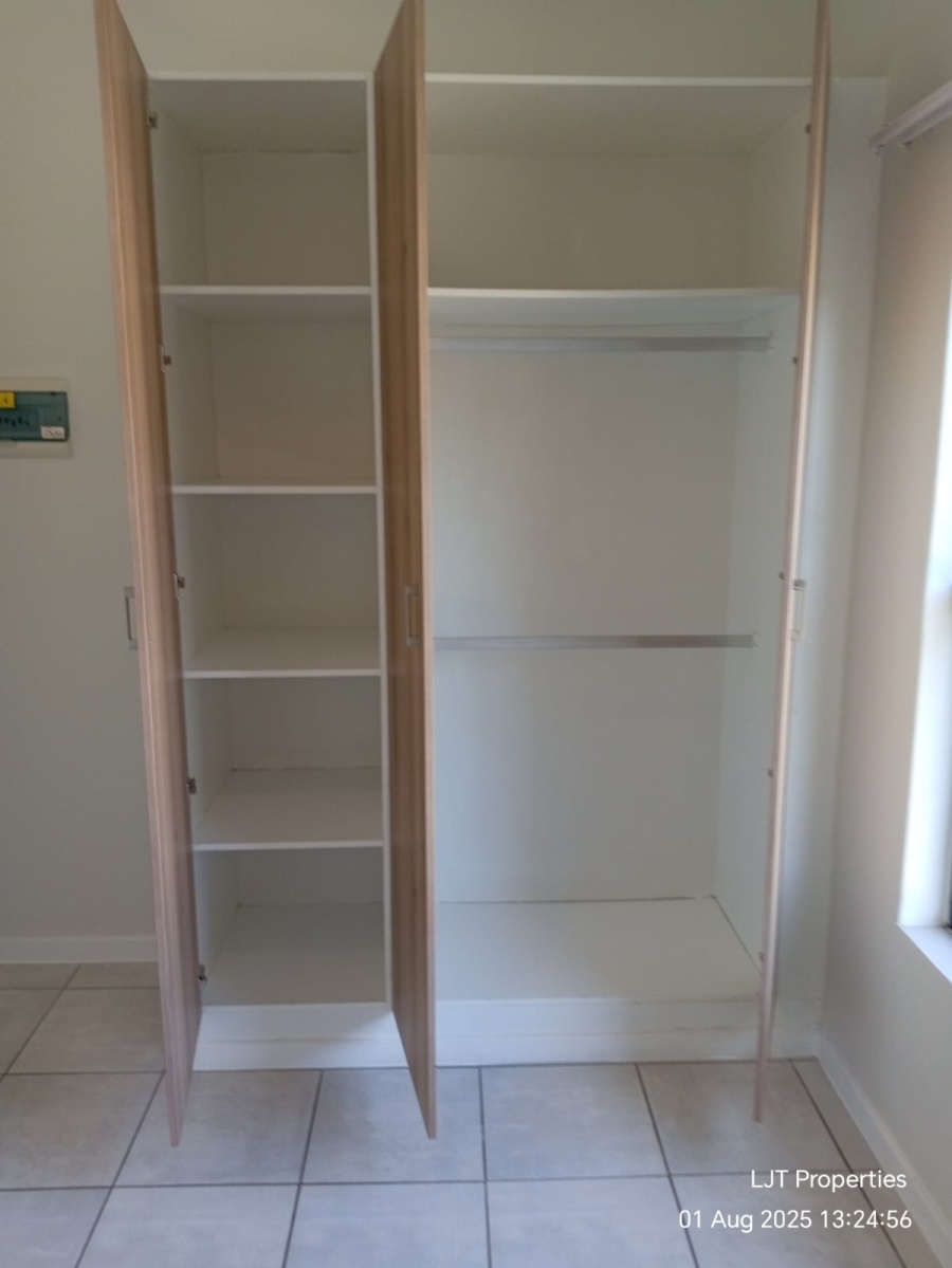 To Let 2 Bedroom Property for Rent in Witfield Gauteng