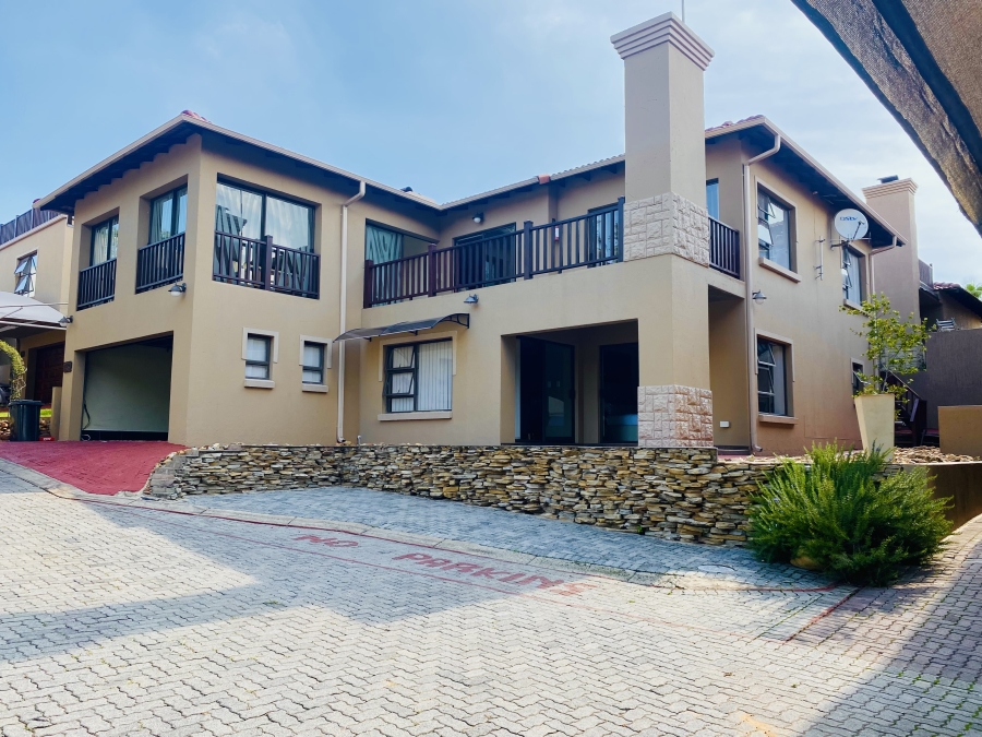 4 Bedroom Property for Sale in Risiville Gauteng