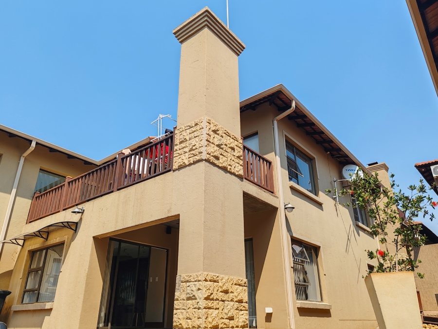 4 Bedroom Property for Sale in Risiville Gauteng