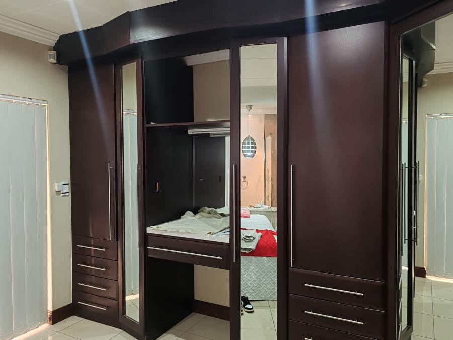 4 Bedroom Property for Sale in Risiville Gauteng