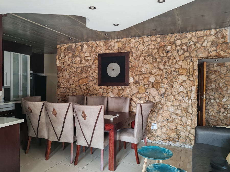 4 Bedroom Property for Sale in Risiville Gauteng