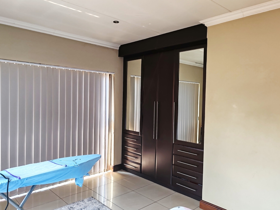 4 Bedroom Property for Sale in Risiville Gauteng