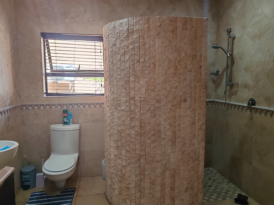 4 Bedroom Property for Sale in Risiville Gauteng