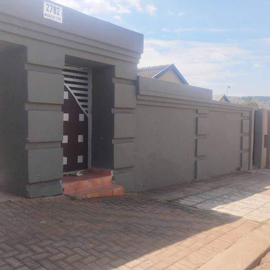 To Let 2 Bedroom Property for Rent in Naturena Gauteng