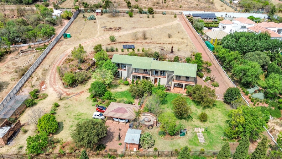 6 Bedroom Property for Sale in Doornkloof Gauteng