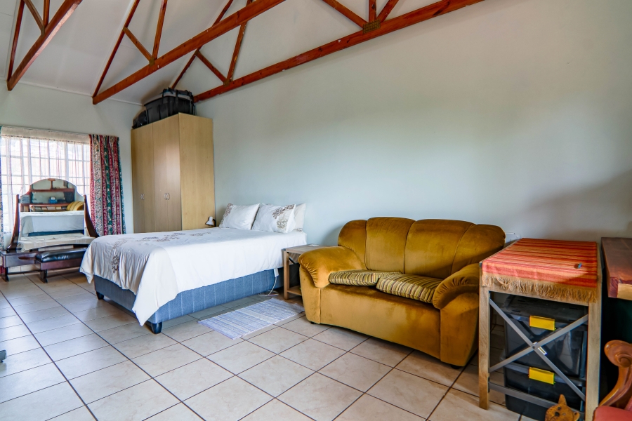 6 Bedroom Property for Sale in Doornkloof Gauteng