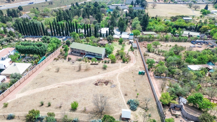 6 Bedroom Property for Sale in Doornkloof Gauteng