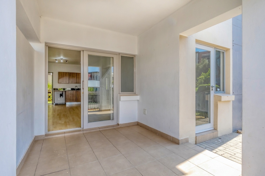 2 Bedroom Property for Sale in Beverley Gauteng