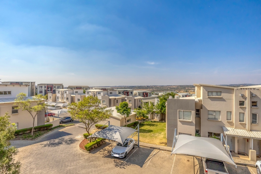 2 Bedroom Property for Sale in Beverley Gauteng