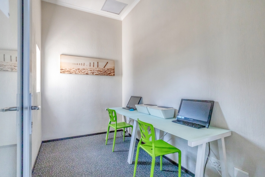 2 Bedroom Property for Sale in Beverley Gauteng