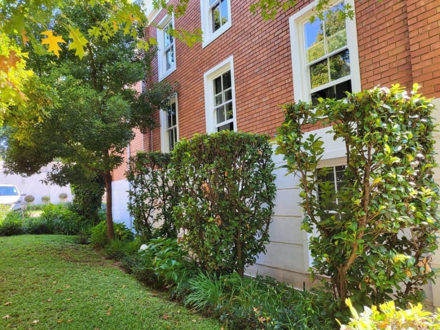 To Let 1 Bedroom Property for Rent in Sandown Gauteng