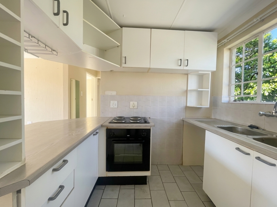 To Let 2 Bedroom Property for Rent in Horison Gauteng