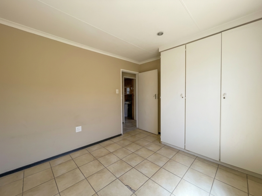 To Let 2 Bedroom Property for Rent in Horison Gauteng