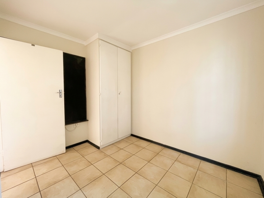 To Let 2 Bedroom Property for Rent in Horison Gauteng