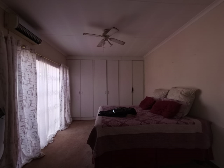 3 Bedroom Property for Sale in Vanderbijlpark CE 2 Gauteng