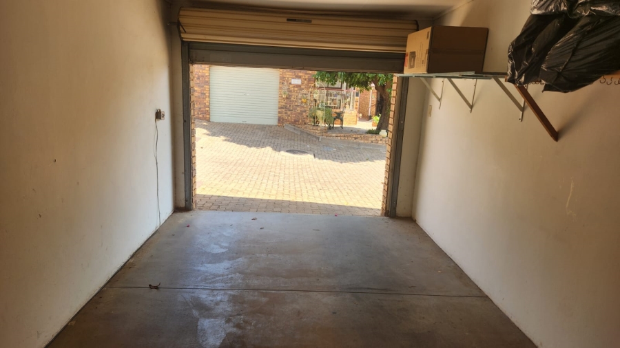 2 Bedroom Property for Sale in Amandasig Gauteng