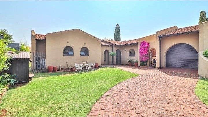 3 Bedroom Property for Sale in Dawn Park Gauteng