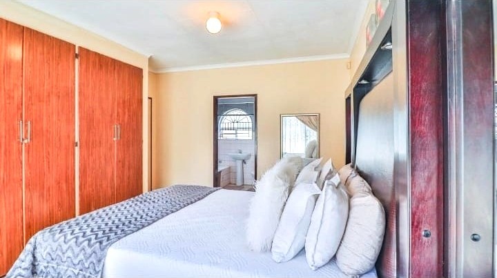 3 Bedroom Property for Sale in Dawn Park Gauteng