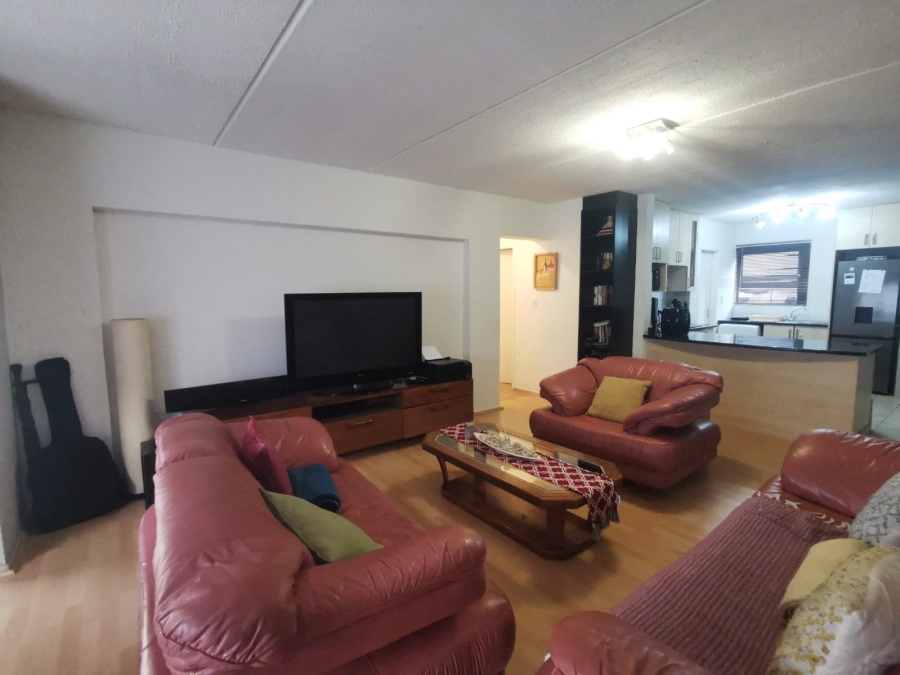To Let 2 Bedroom Property for Rent in Paulshof Gauteng