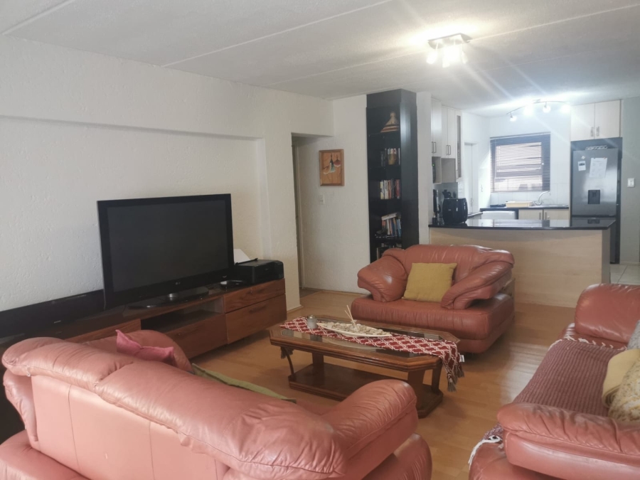 To Let 2 Bedroom Property for Rent in Paulshof Gauteng