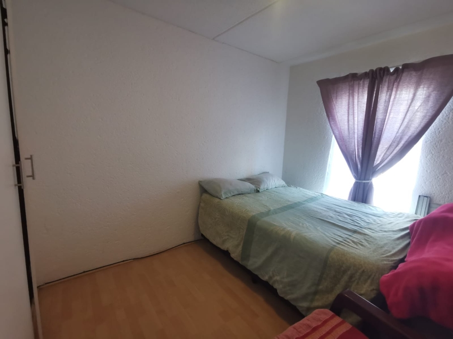 To Let 2 Bedroom Property for Rent in Paulshof Gauteng