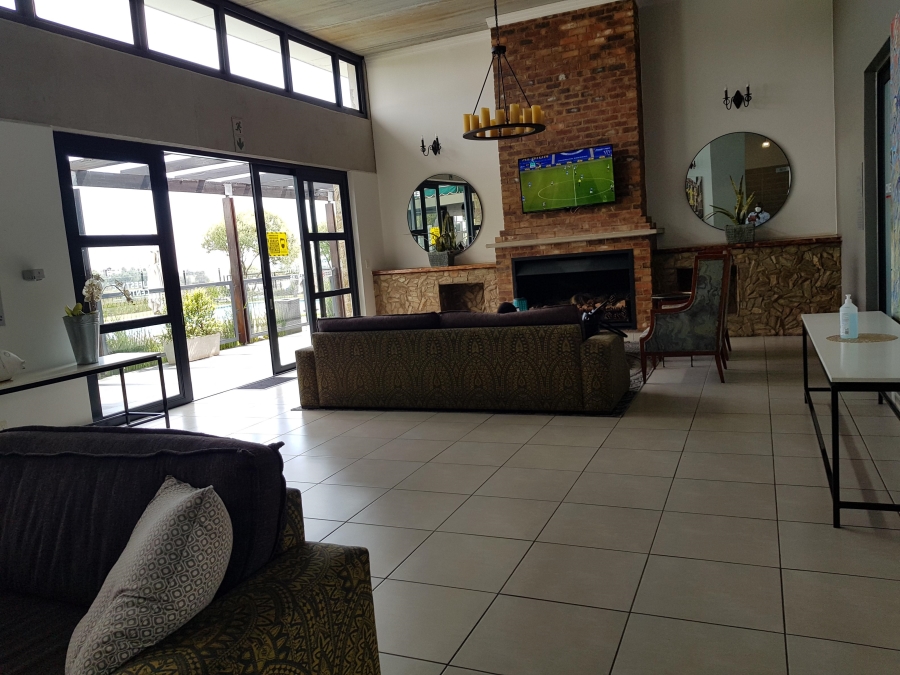 To Let 1 Bedroom Property for Rent in Modderfontein Gauteng