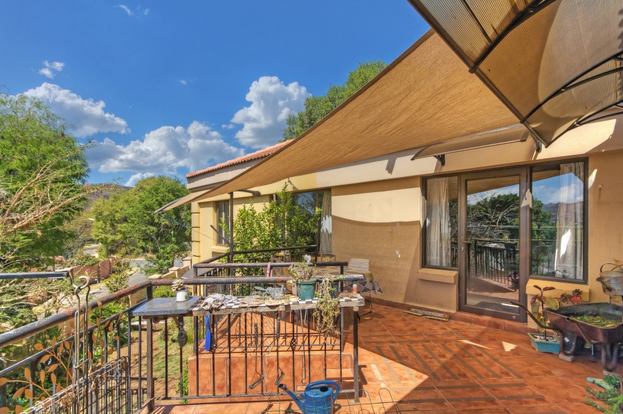 3 Bedroom Property for Sale in Mondeor Gauteng