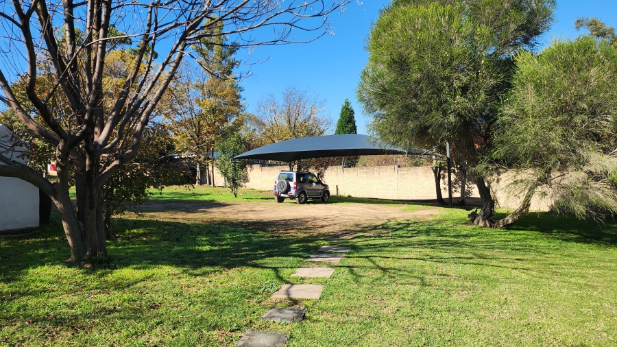 To Let 2 Bedroom Property for Rent in Chartwell Gauteng