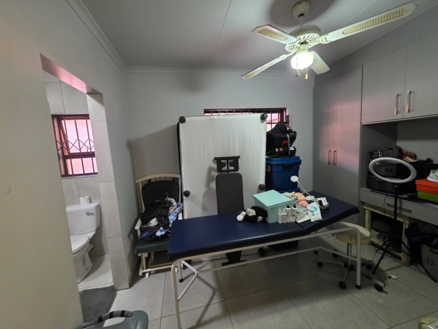 To Let 2 Bedroom Property for Rent in Bartlett Gauteng