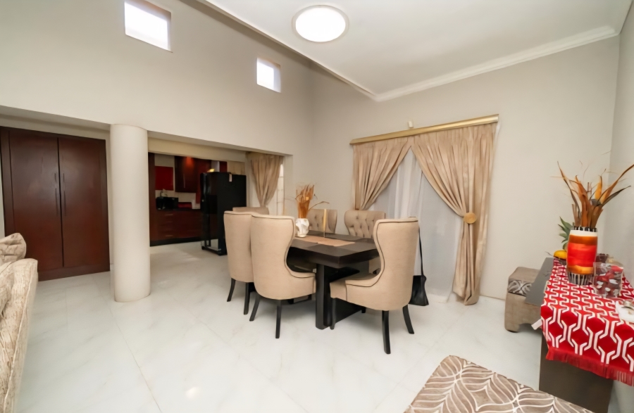 4 Bedroom Property for Sale in Sonneveld Gauteng