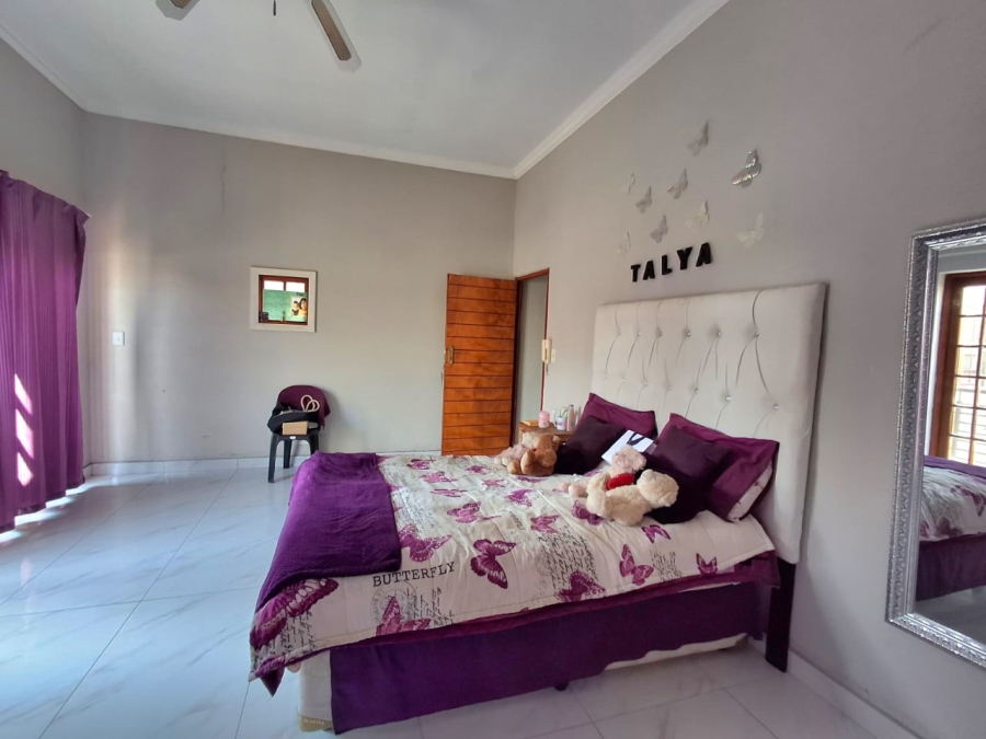 4 Bedroom Property for Sale in Sonneveld Gauteng