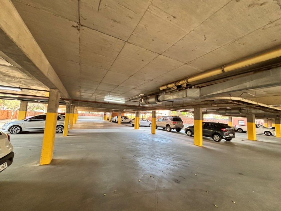 1 Bedroom Property for Sale in Hillcrest Gauteng