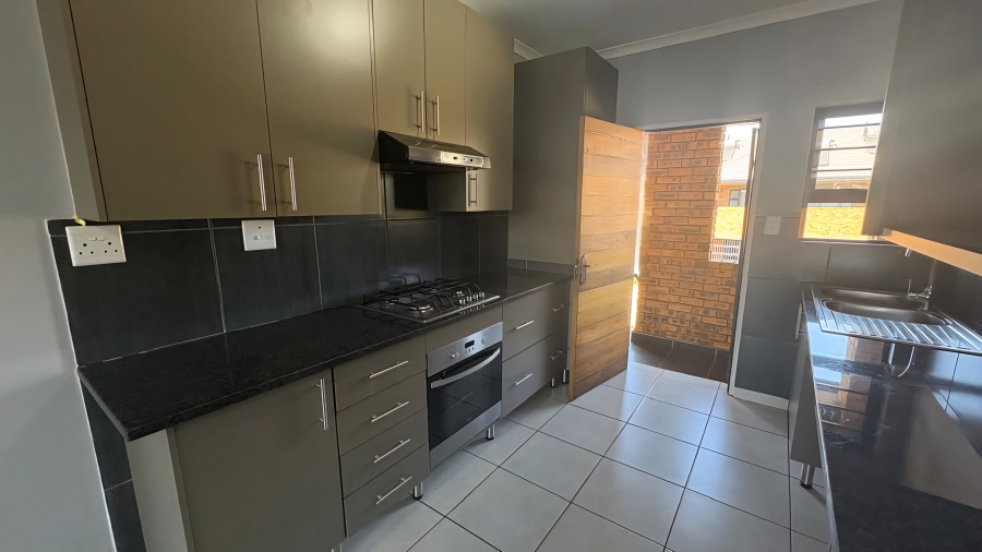 3 Bedroom Property for Sale in Ravenswood Gauteng