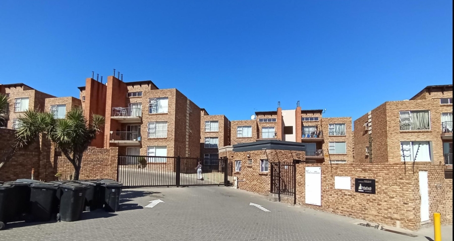 2 Bedroom Property for Sale in Halfway House Estates Gauteng