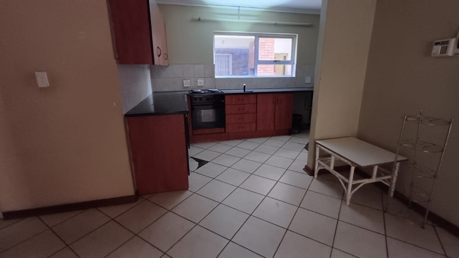 2 Bedroom Property for Sale in Halfway House Estates Gauteng