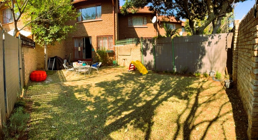 To Let 2 Bedroom Property for Rent in Moreleta Park Gauteng